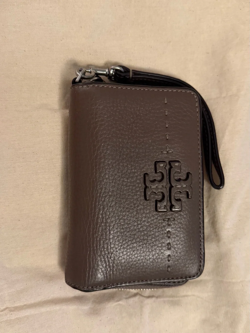Tory Burch Chocolate Brown Pebbled Leather Zip-Around Wristlet